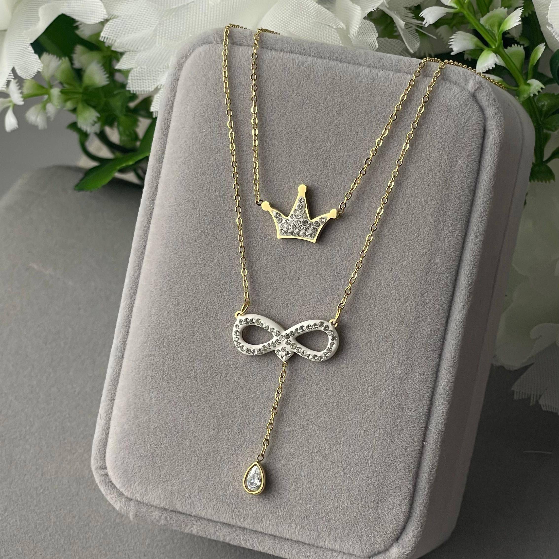 Collier infinit + couronne en Acier à petit prix